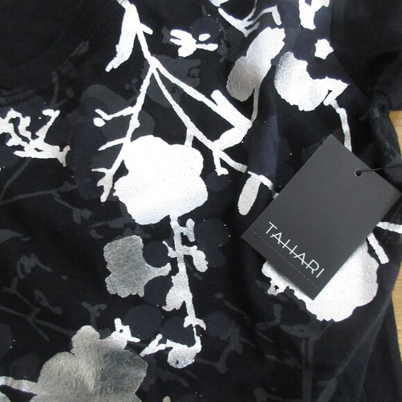 TAHARI Womens Tee-Shirt Top Size Medium Black Silver Metallic Cap Sleeve NEW $68 - Picture 5 of 7